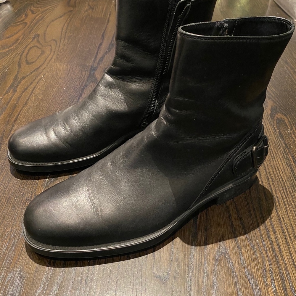 MINT Tods Black Motorcycle Boots 7.5 8.5
